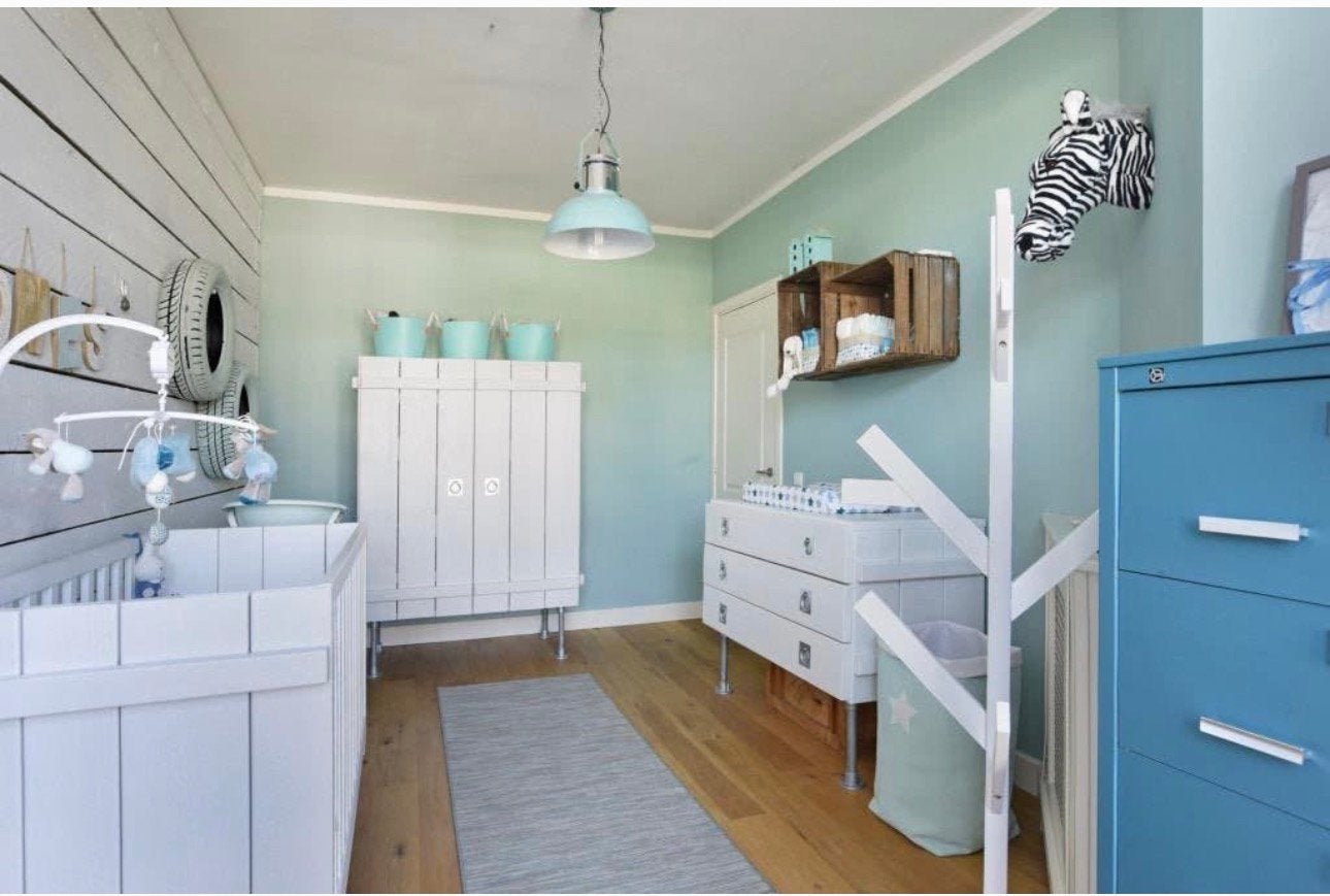 Complete babykamer – 3-delige set (ledikant, kast, commode), Ophalen, 50 tot 70 cm, 100 cm of meer, Zo goed als nieuw