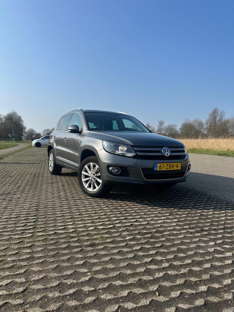 Volkswagen Tiguan 1.4  “NAP” TSI 90KW BMT 2013 Grijs, Auto's, Voorwielaandrijving, 15 km/l, 4 cilinders, 122 pk