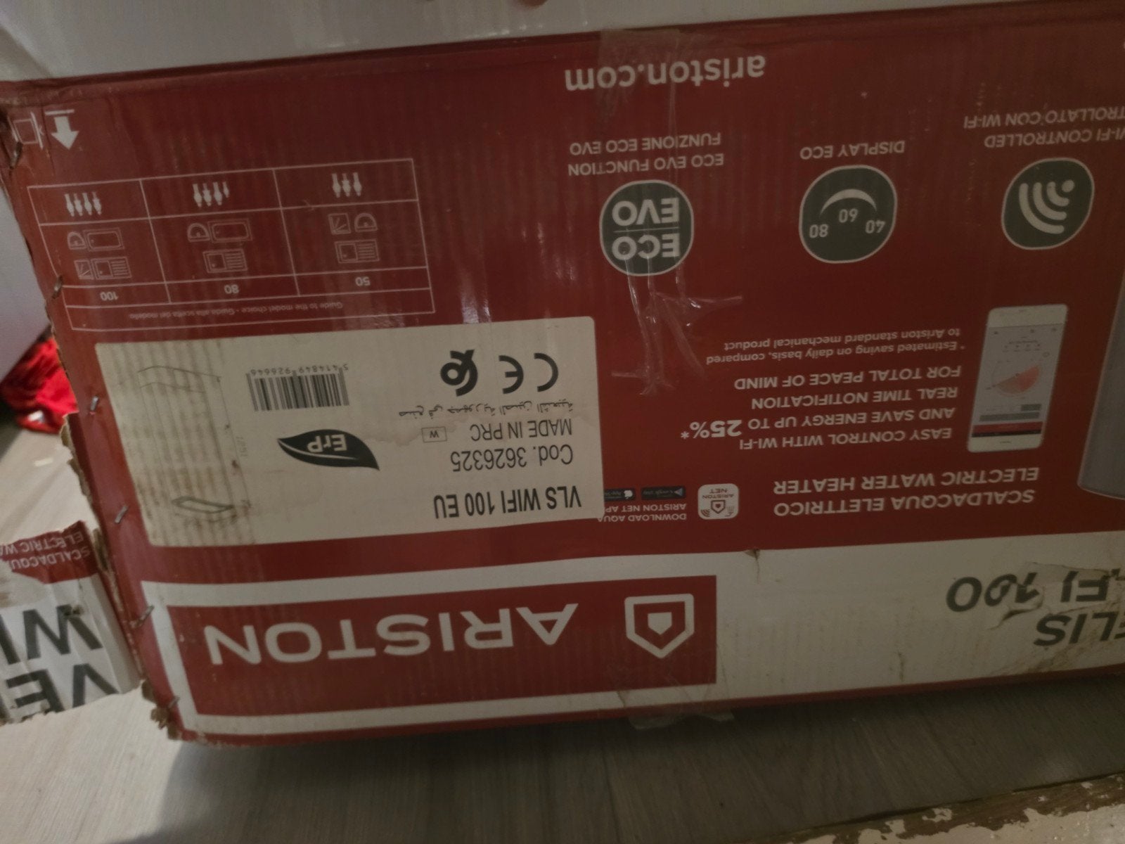 Ariston VLS WIFI 100 EU Elektrische Warmwaterboiler, Minder dan 20 liter, Ophalen of Verzenden, Boiler, Minder dan 3 jaar oud