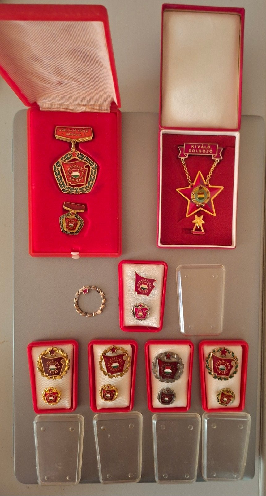Hongaarse militaria / medaille / pin / onderscheiding, Ophalen of Verzenden, Zo goed als nieuw, Overige onderwerpen, Speldje of Pin