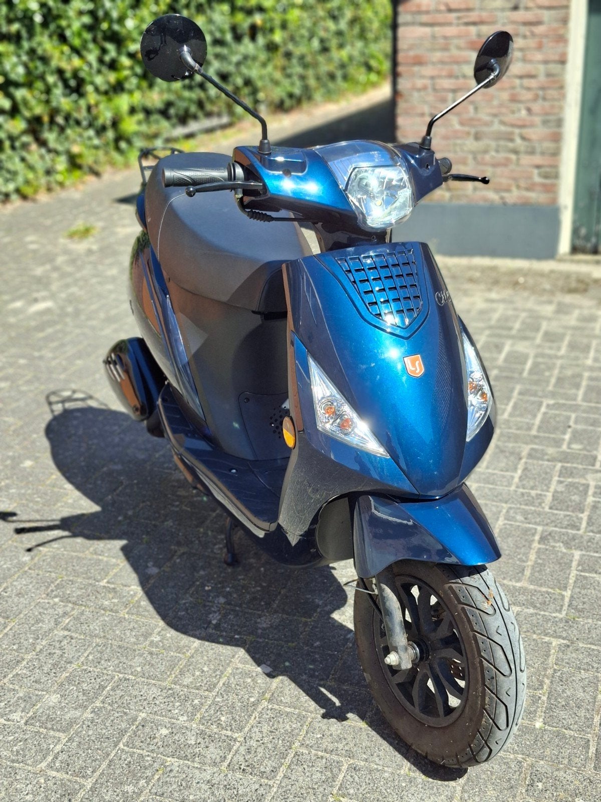 te koop zeer mooie en goede la souris city bouwjaar 2024, Fietsen en Brommers, Scooters | Piaggio, Ophalen of Verzenden, Zo goed als nieuw