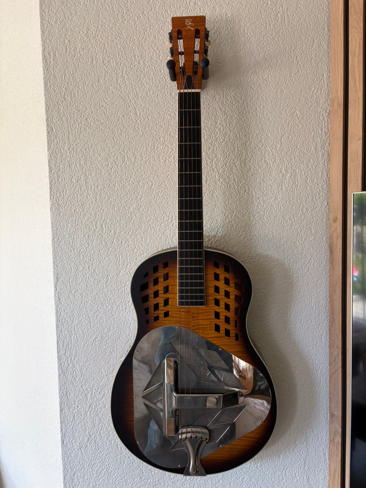 Baton Rouge tri-cone resonatorgitaar met koffer, Ophalen, Zo goed als nieuw, Western- of Steelstringgitaar
