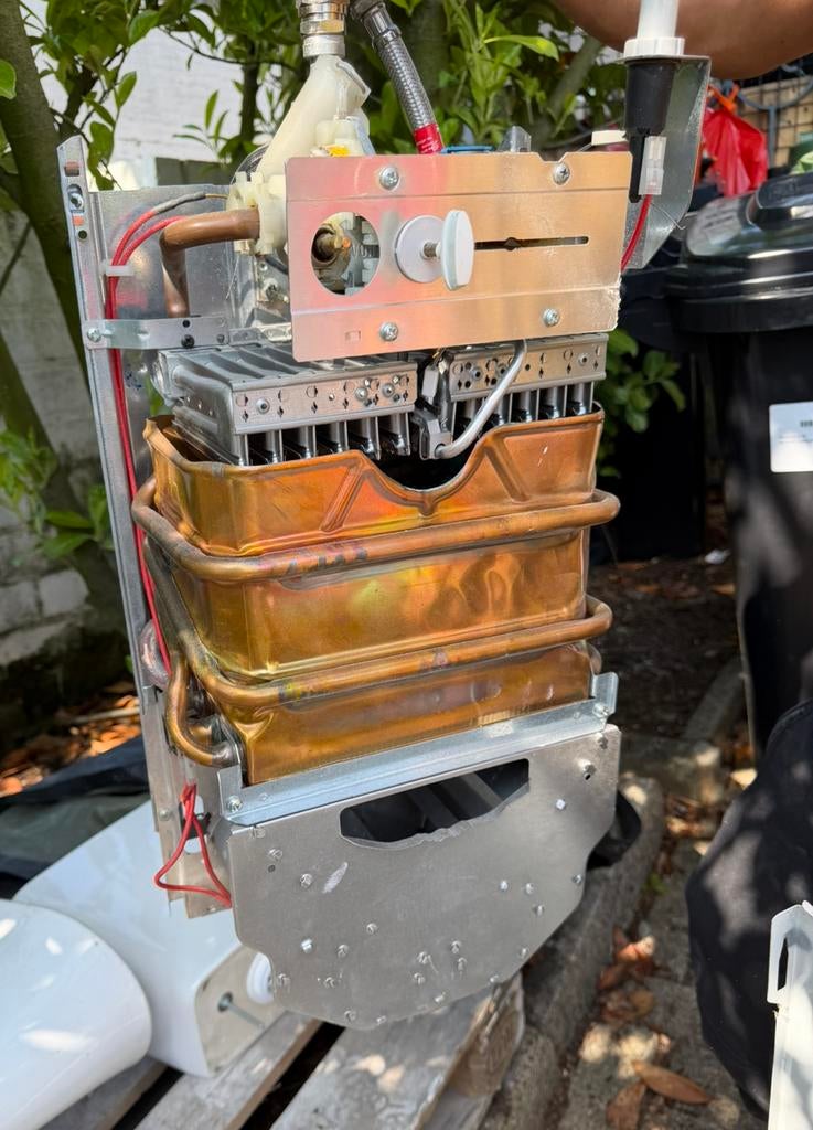 Gijzer, Doe-het-zelf en Verbouw, Ophalen, Boiler, Minder dan 20 liter, Minder dan 3 jaar oud