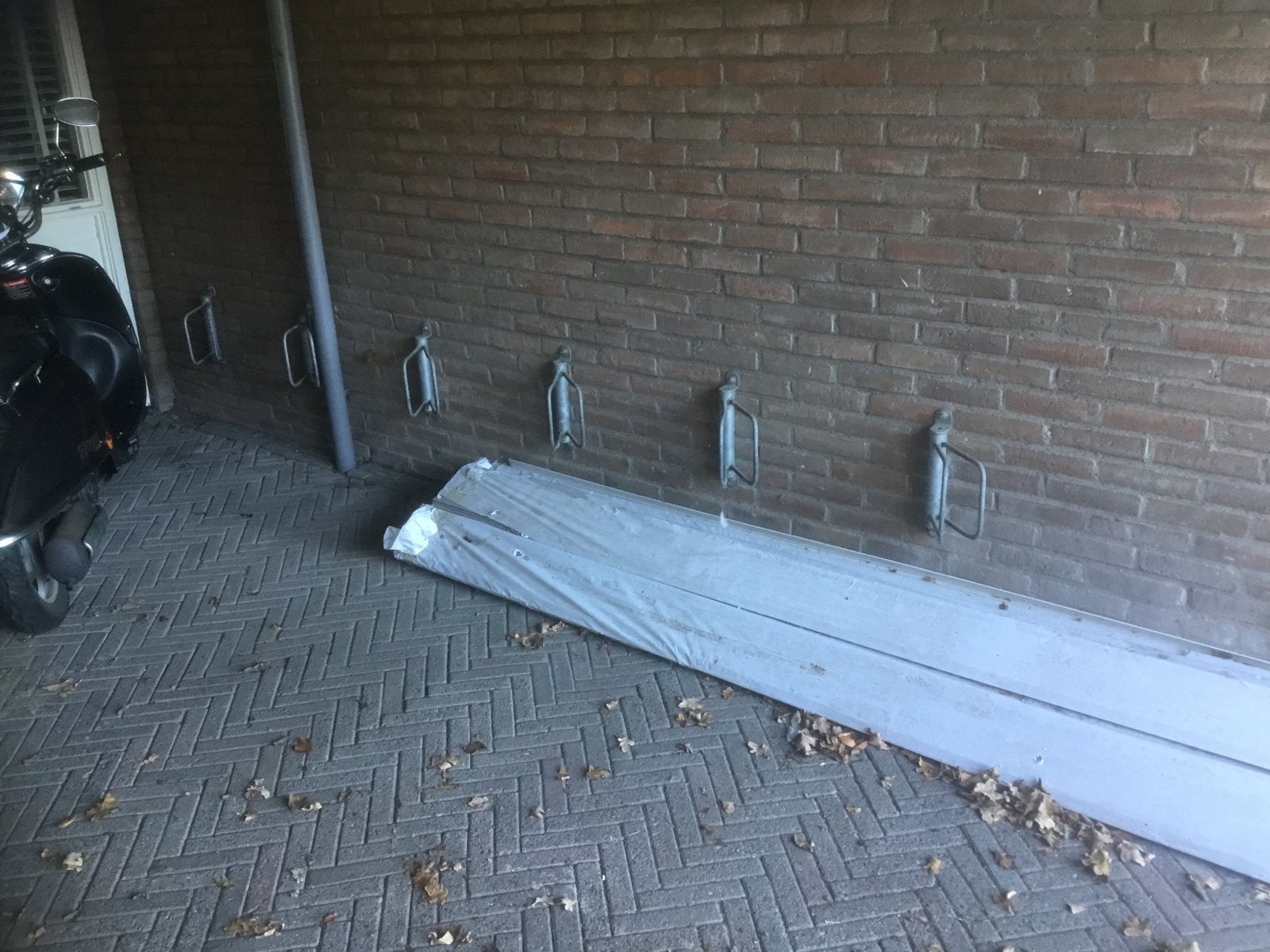 6x Fietsbeugel / Fiets ophangsysteem voor aan de muur, Ophalen, Gebruikt