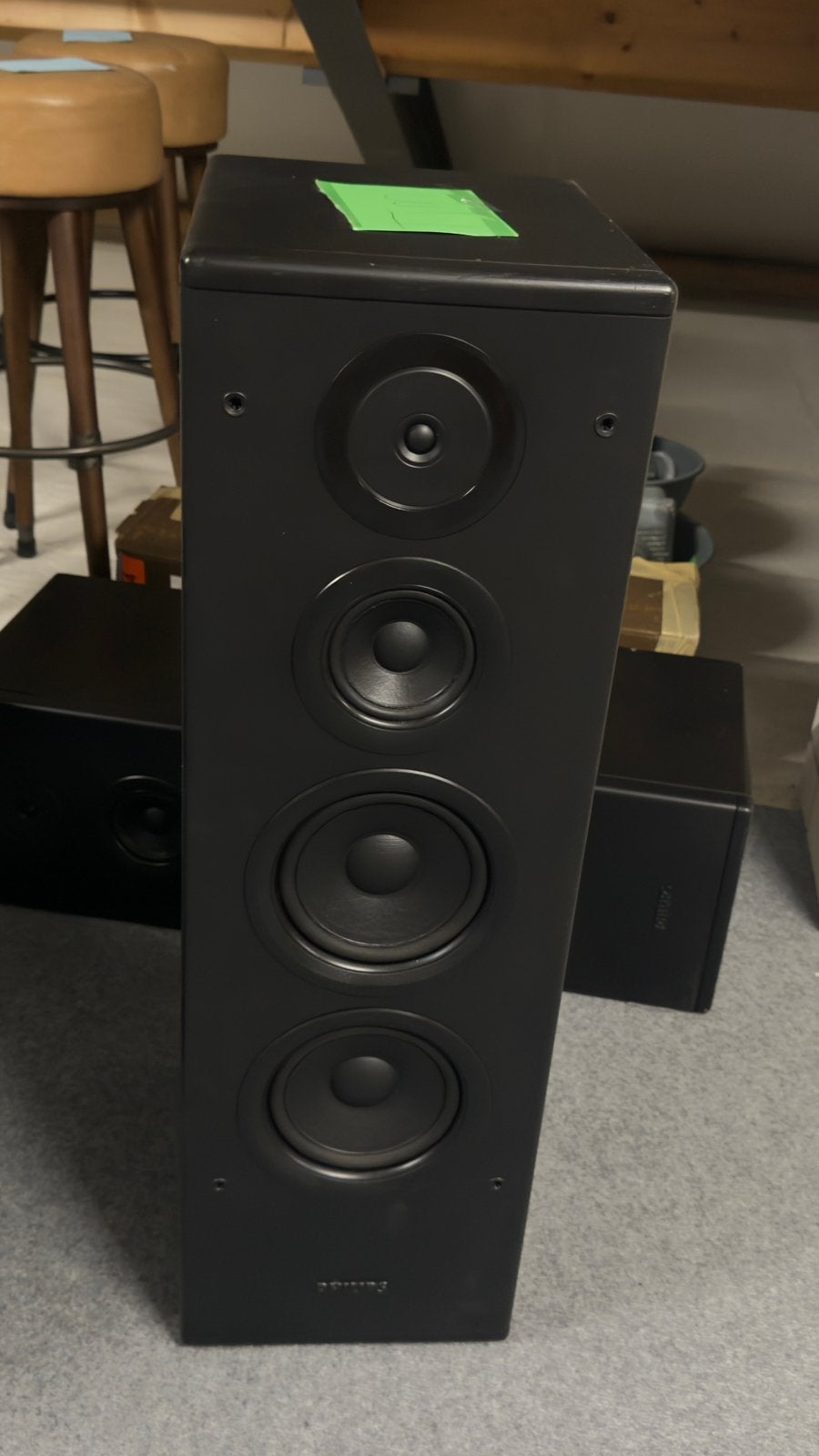 Twee nette Philips FB820 speakers