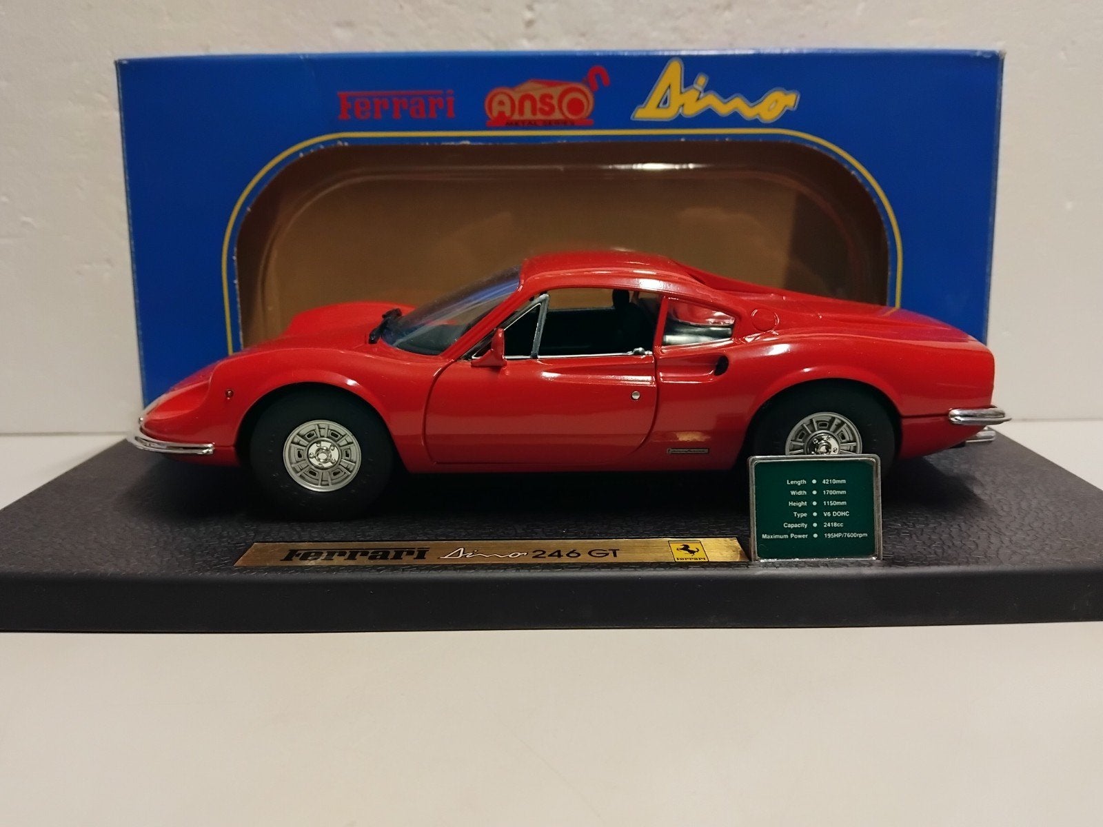 Ferrari 246 GT Dino rood of geel 1972 Anson metal 1:18 KRD, Hobby en Vrije tijd, Ophalen of Verzenden, Zo goed als nieuw, Auto