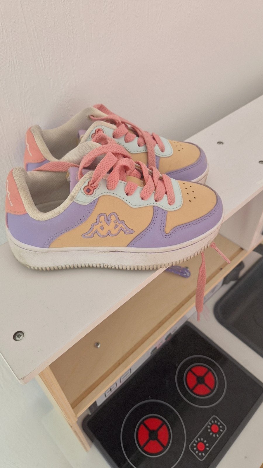 Leuke kinderschoenen - 2 paar maat 27, Gebruikt, Meisje, Schoenen, Kappa