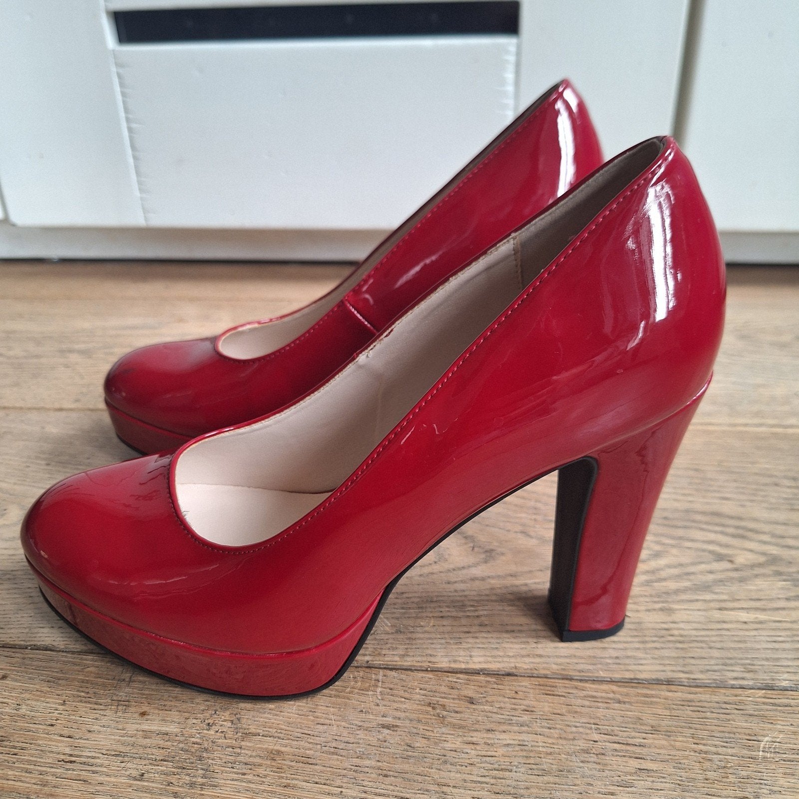 Rode pumps maat 43 Graceland, Kleding | Dames, Schoenen, Pumps, Ophalen of Verzenden, Zo goed als nieuw, Graceland