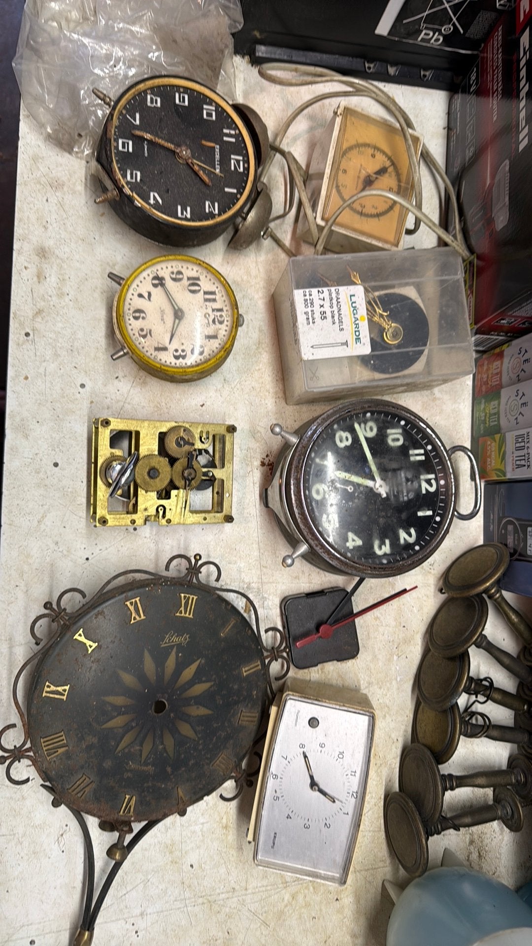 Oude wekkers en uurwerk (onderdelen), Ophalen of Verzenden