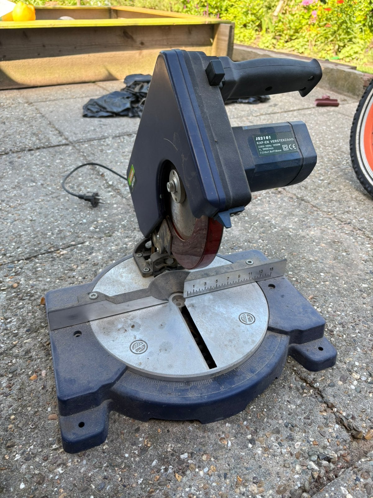 Oude verstekzaag, Ophalen, Gebruikt, 70 mm of meer, Afkortzaag