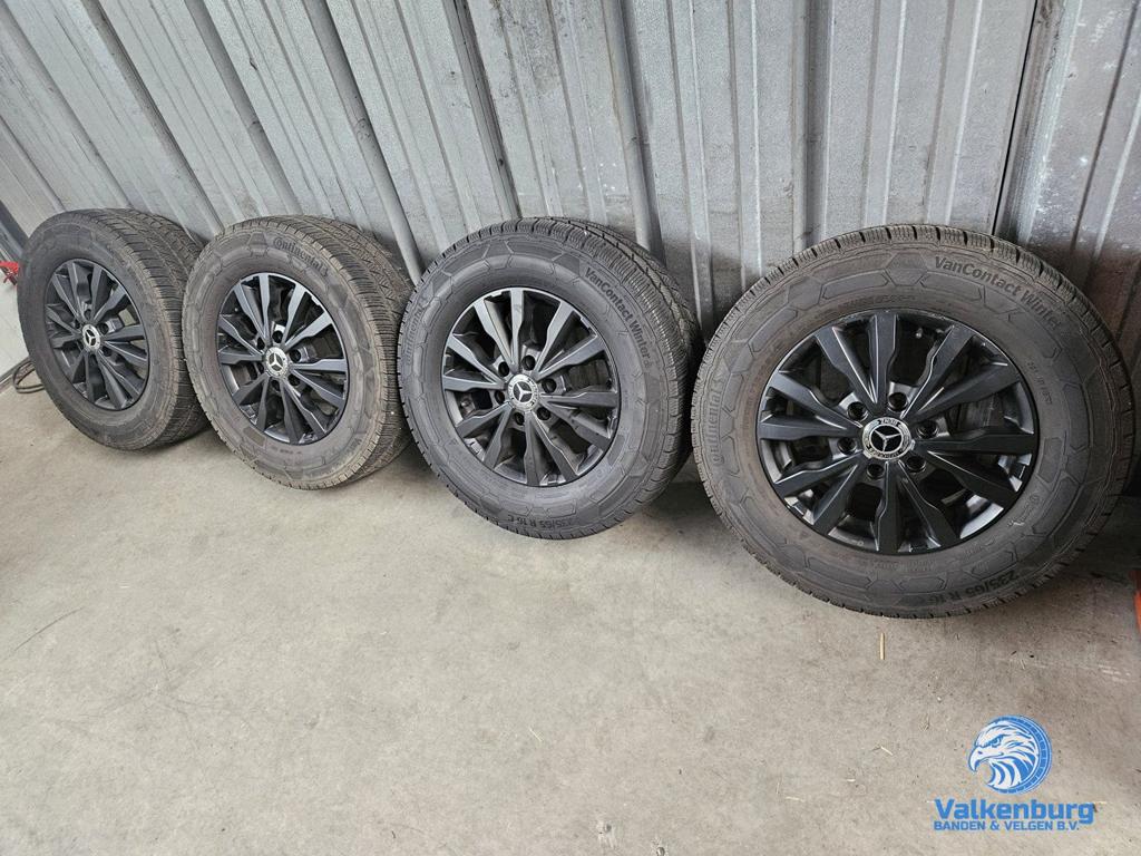 7mm! Mercedes Sprinter B907 B910 B906 16 inch zwarte velgen