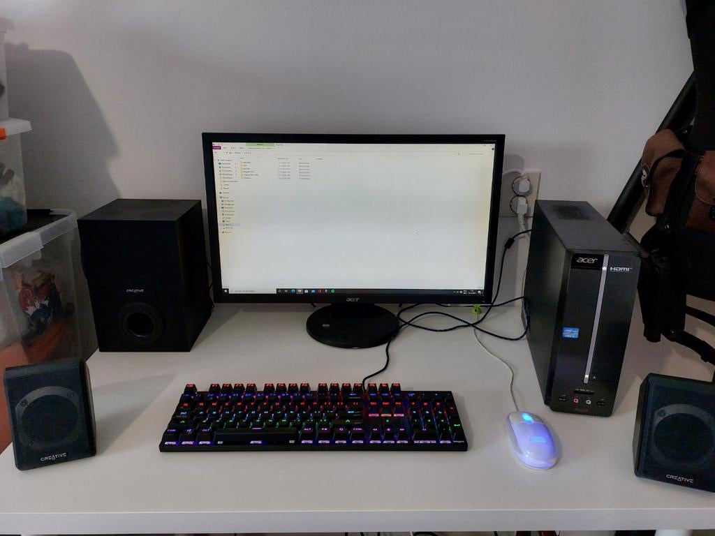 Acer aspire xc600 pc set, Computers en Software, Ophalen, Gebruikt, HDD, Minder dan 4 GB