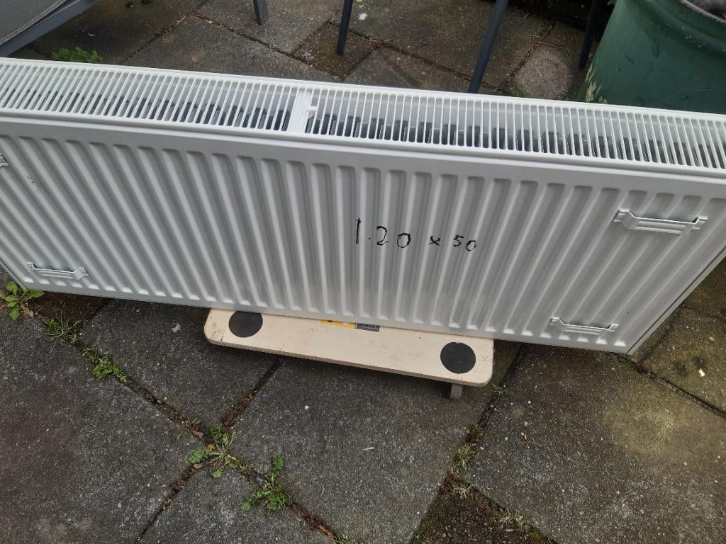 Radiator, Ophalen, Zo goed als nieuw