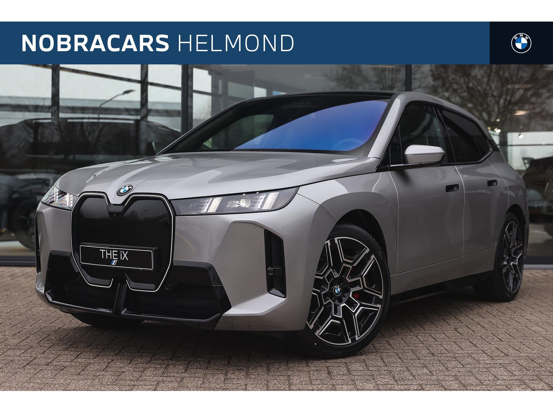 BMW iX xDrive60 M Sport / Panoramadak / Trekhaak / Soft-Clos, Automaat, Zwart, IX, Leder