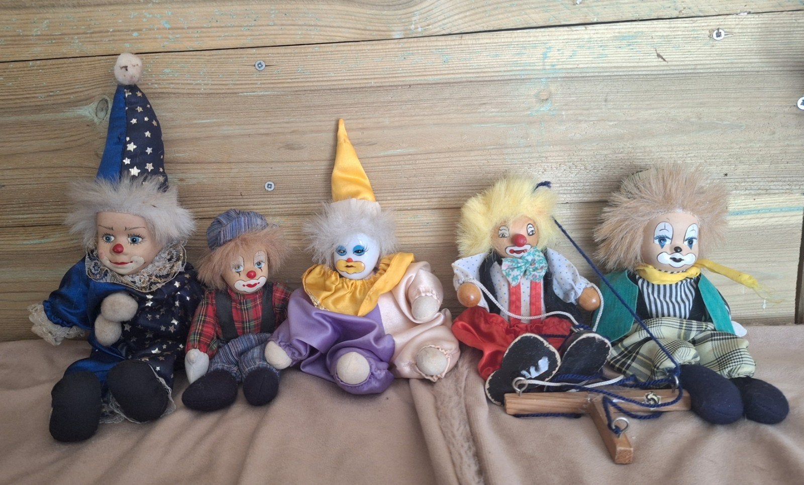 24 clowns, Verzamelen, Beelden en Beeldjes, Ophalen, Gebruikt, Mens