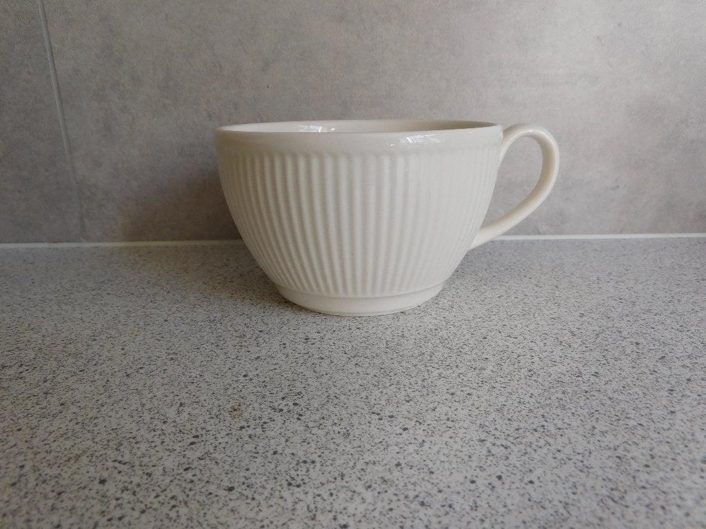 Kop 7x11,5 cm. Windsor Wedgwood, Ophalen of Verzenden, Zo goed als nieuw, Overige stijlen, Kop(pen) en/of Schotel(s)