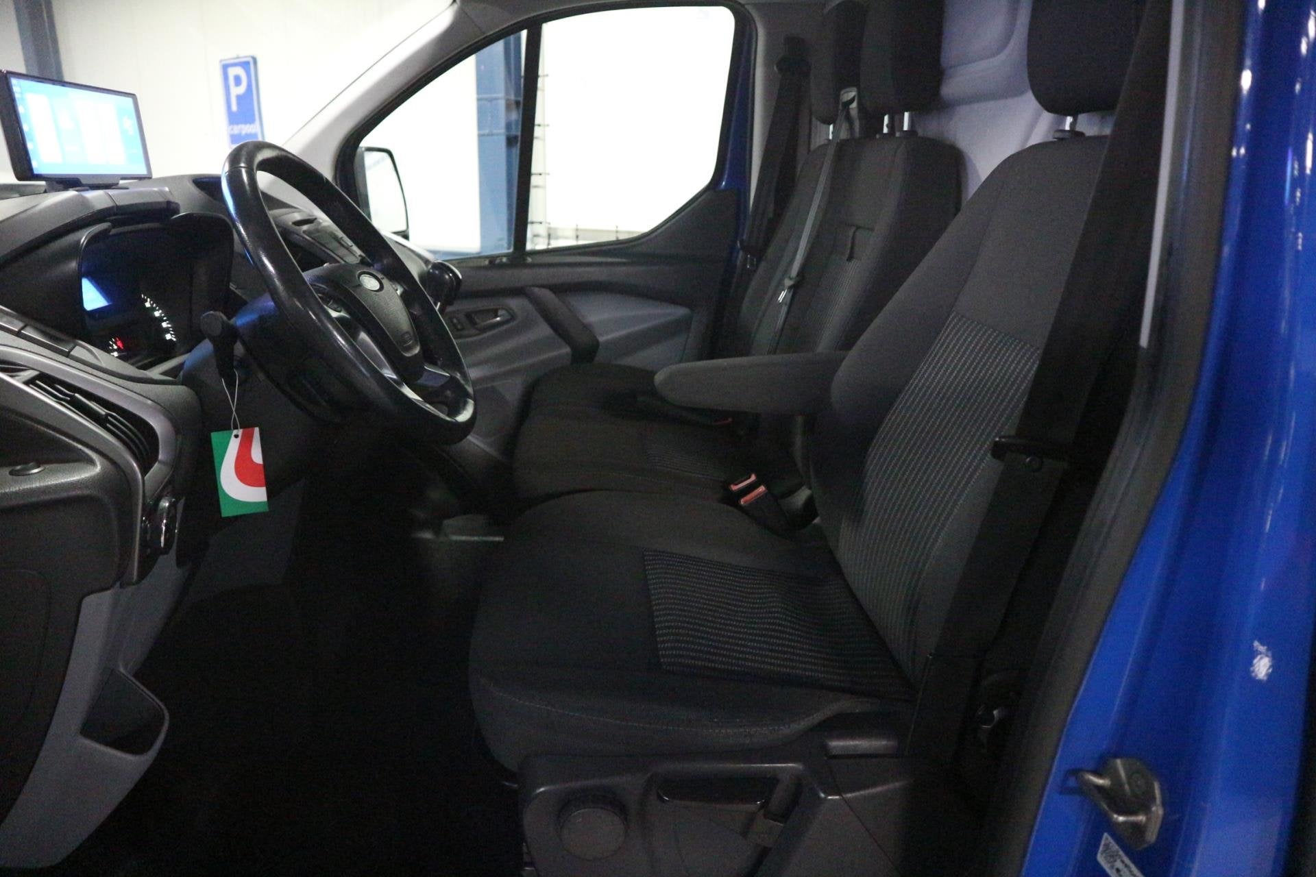 Ford Transit Custom Transit Custom / Airco / NIEUWE TURBO !, Auto's, Voorwielaandrijving, 101 pk, Gebruikt, 4 cilinders