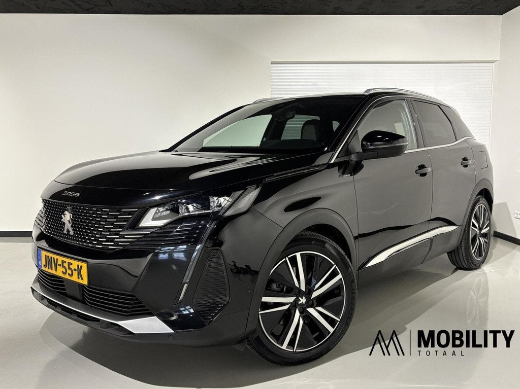 Peugeot 3008 1.6 PHEV HYbrid 225 GT|Massage|360|FOCAL|19 inc, Auto's, Peugeot, 4 cilinders, Zwart, Plug-in hybride, Bedrijf