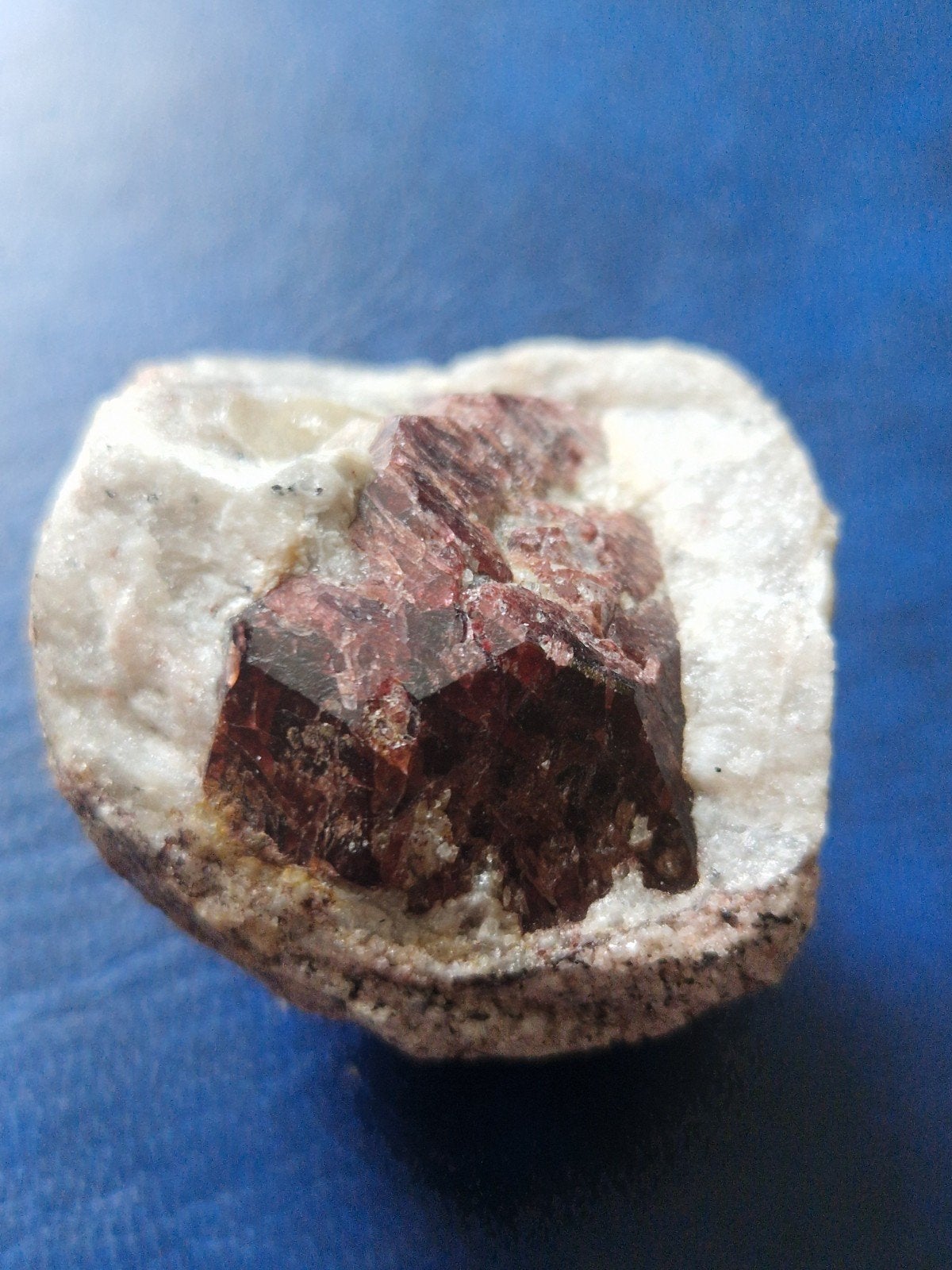 Almandien , Brazilie, Ophalen of Verzenden, Mineraal