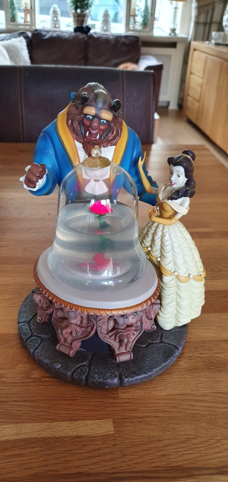 SNOWGLOBE van BELLE en het BEEST....verzamelobject, Ophalen of Verzenden, Assepoester of Belle