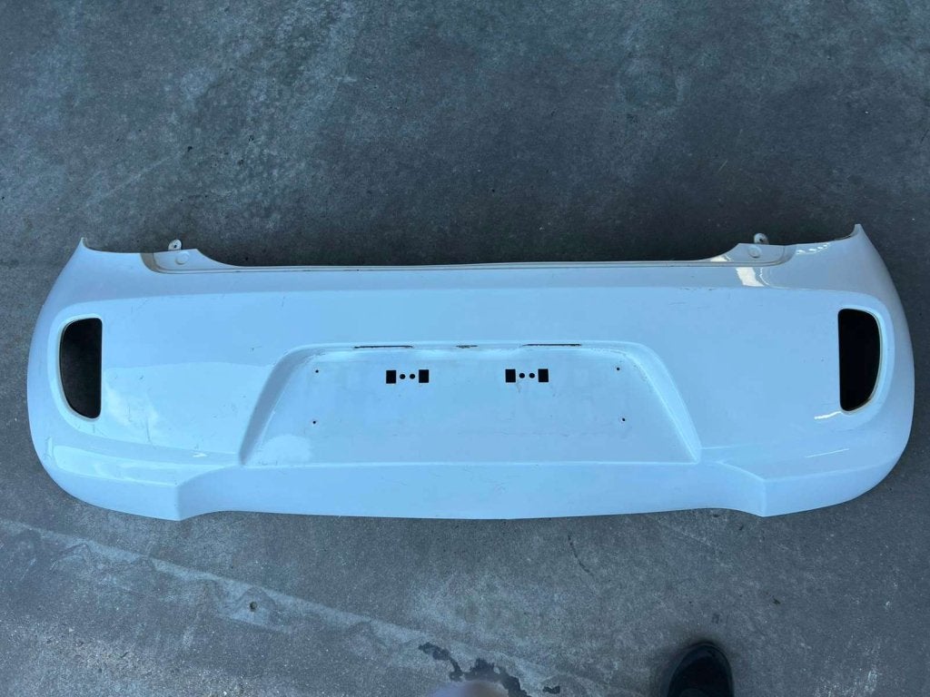 achterbumper picanto 86611-1y000/10 2011-2017 wit, Korea, Achter, Bumper, Info@kia.com