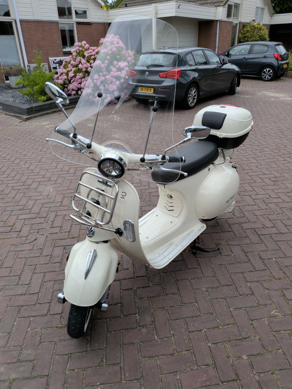Stijlvolle Elektrische Scooter - Retro Design met 2 accu's., Ophalen, Onbekend, Maximaal 45 km/u, Elektrisch
