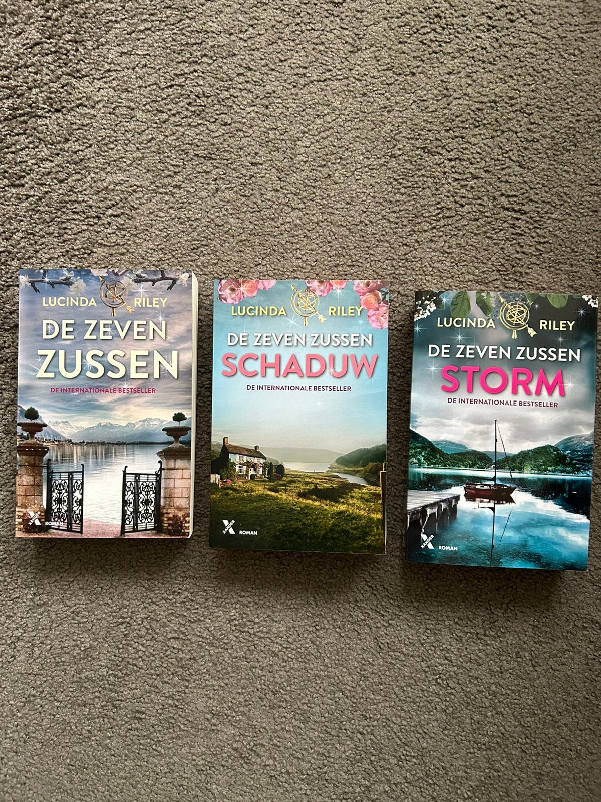 3boeken van de zeven zussen., Boeken, Ophalen, Zo goed als nieuw