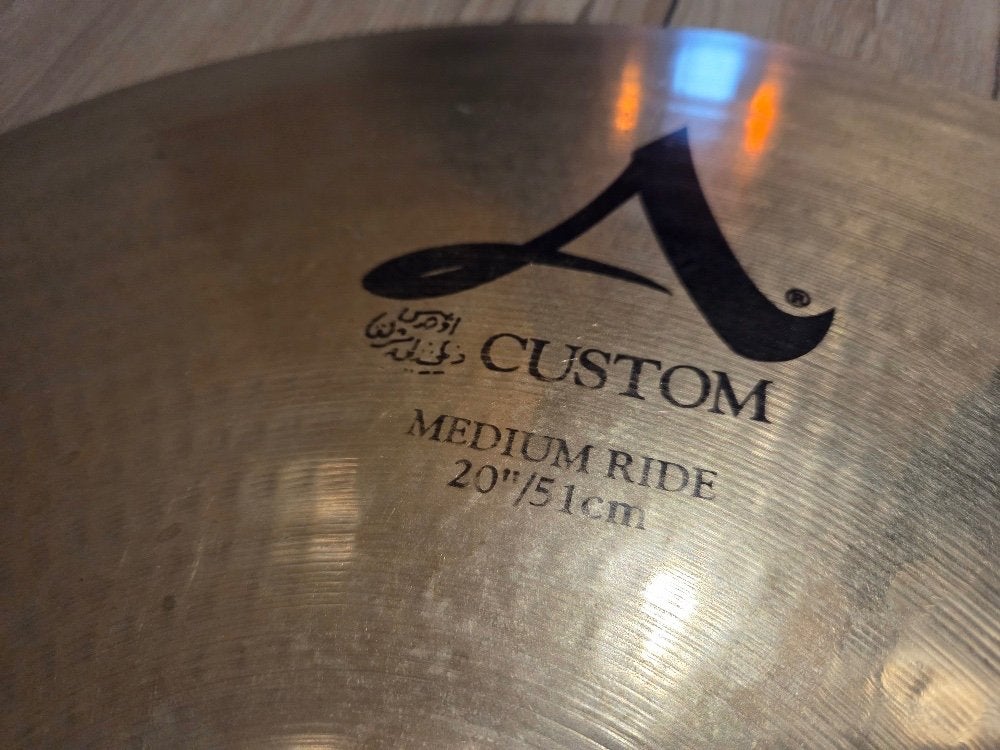 Foto 4 van Zildjian A Custom - medium ride 20 inch in zeer goede staat