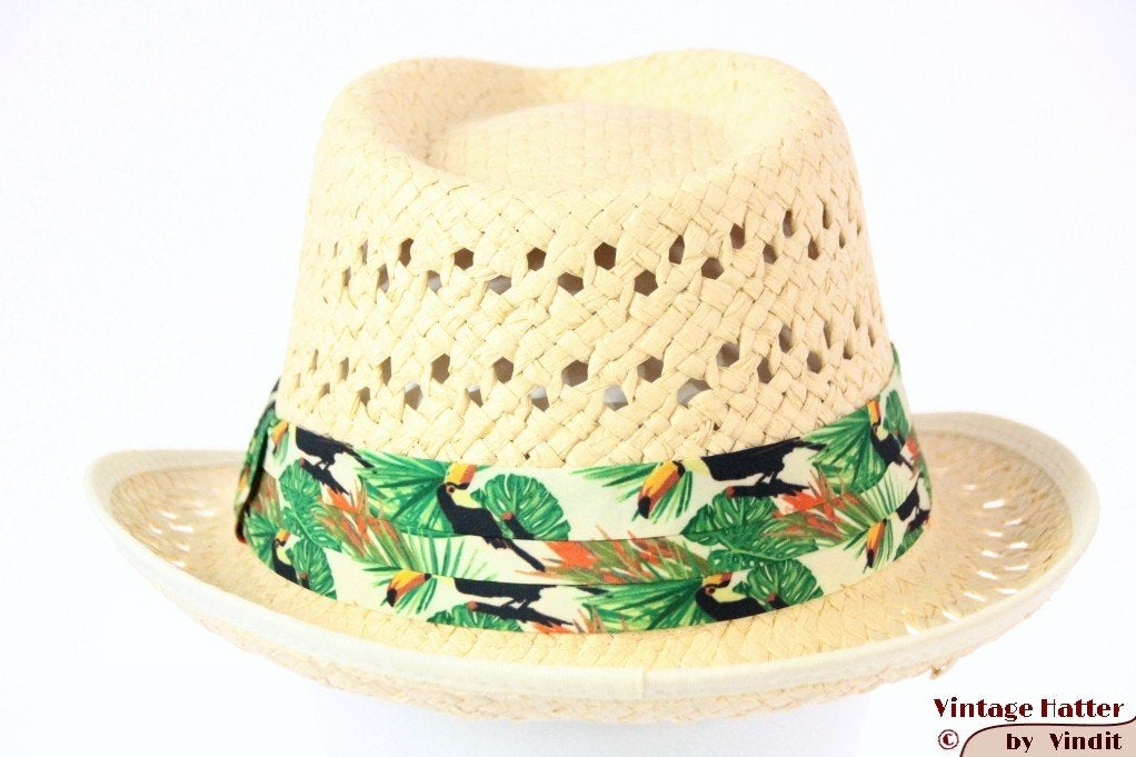 Zomer trilby met toekan band en witte rand 57, 58 en 59 new, Ophalen of Verzenden, Nieuw, 58 of 59 cm (L, 7¼ of ⅜ inch), Hoed