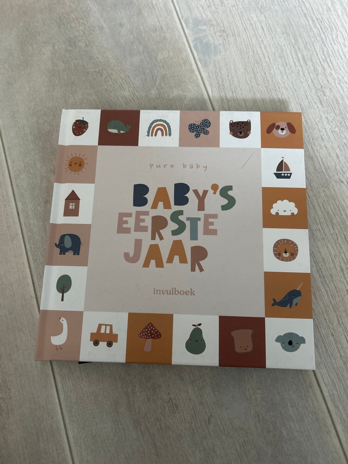 Pure Baby Baby's Eerste Jaar Invulboek, Ophalen of Verzenden, Nieuw, 0 tot 6 maanden