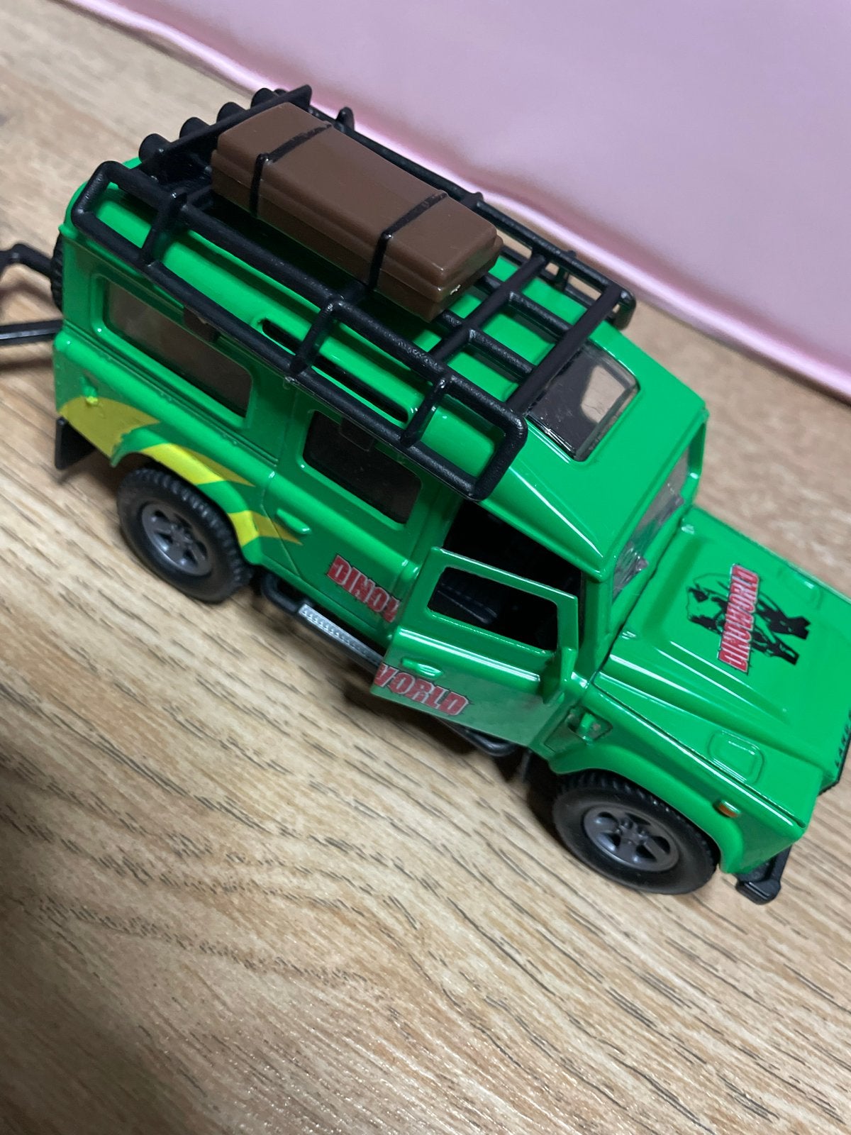 Speelgoedauto met aanhanger - DINO WORLD, Ophalen, Gebruikt