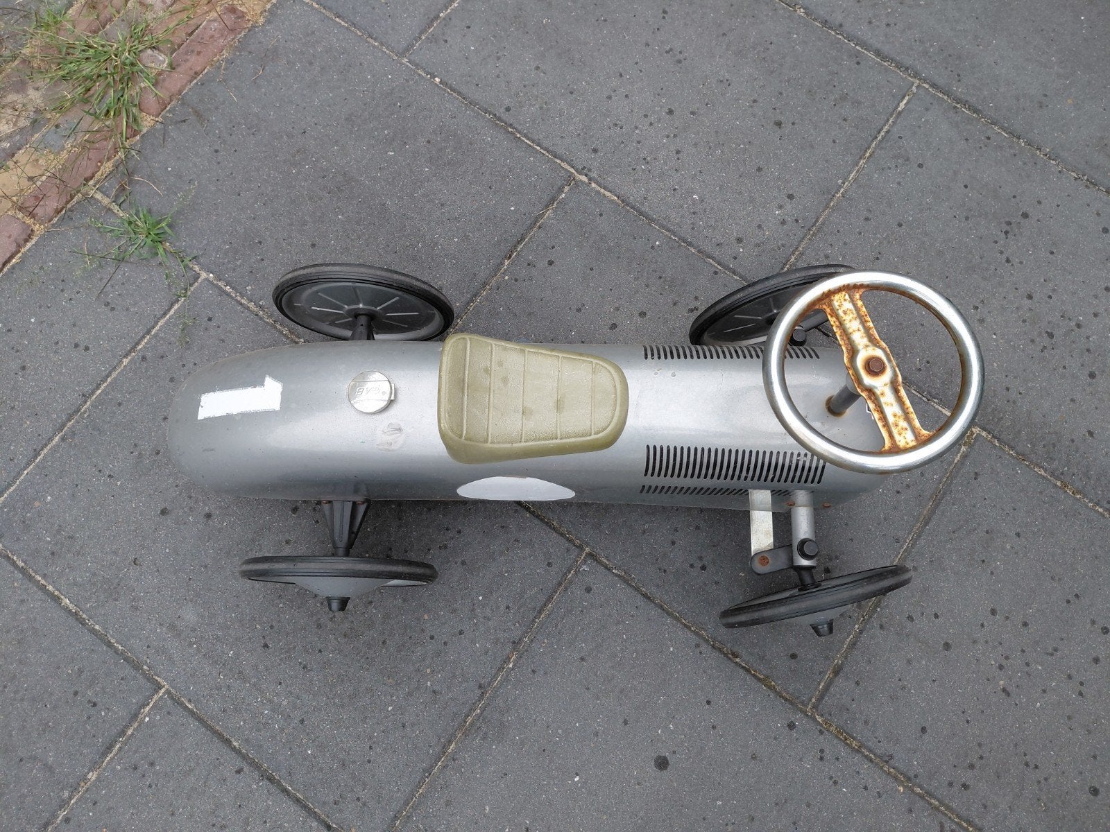 2 vintage loopauto's 1 voor €7,50, 2 voor € 10,00, Kinderen en Baby's, Ophalen, Gebruikt, Loopvoertuig