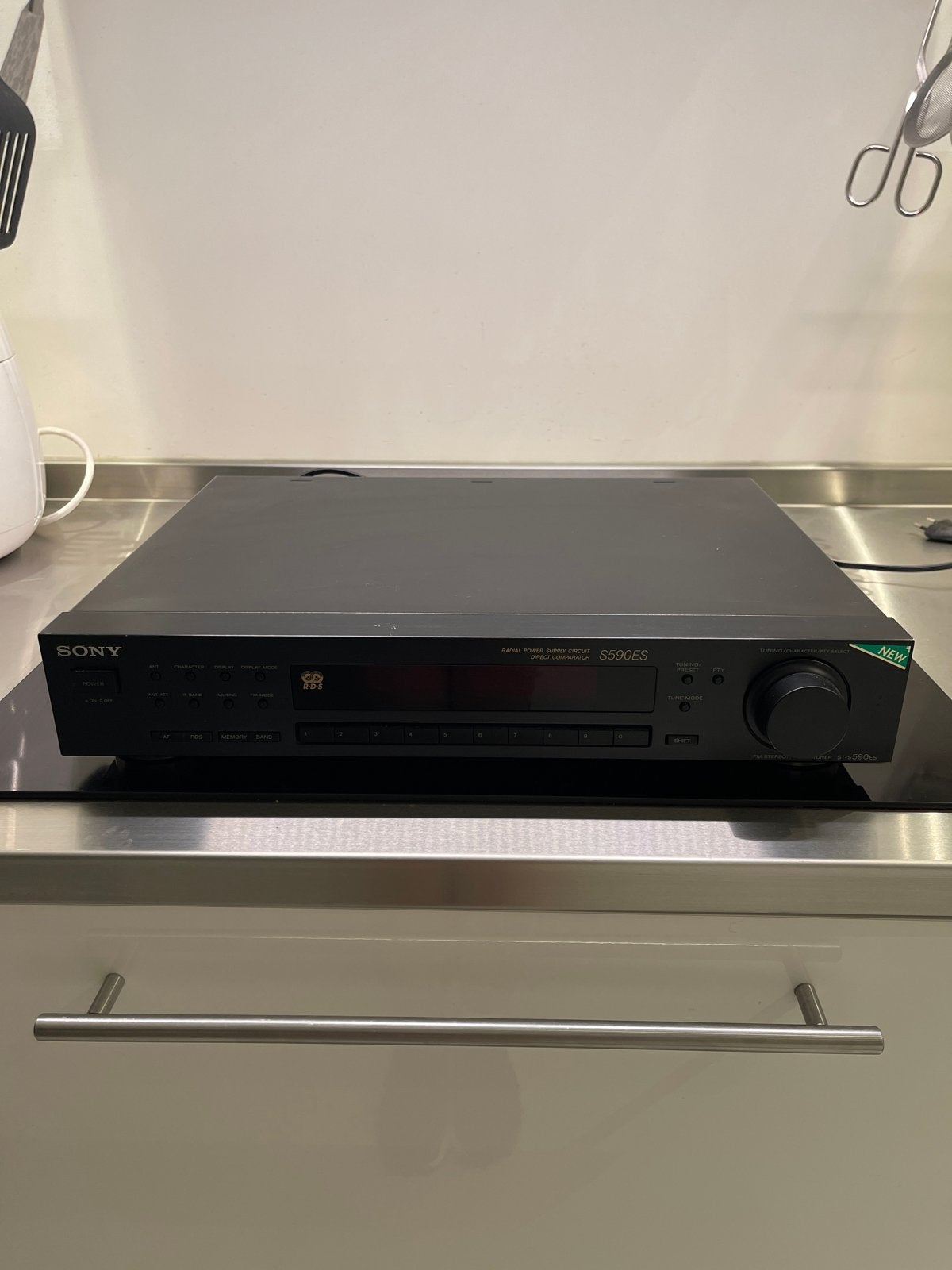 Sony ST-S590ES Tuner - Hoogwaardige audiokwaliteit, Audio, Tv en Foto, Ophalen, Zo goed als nieuw