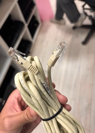c13 internet kabel, Computers en Software, Pc- en Netwerkkabels, Ophalen of Verzenden, Zo goed als nieuw