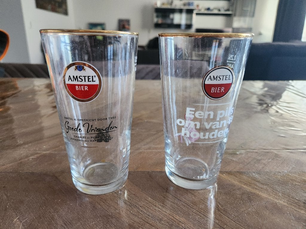 2 originele Amstel bierglazen, Verzamelen, Glas en Borrelglaasjes, Ophalen of Verzenden, Zo goed als nieuw, Bierglas