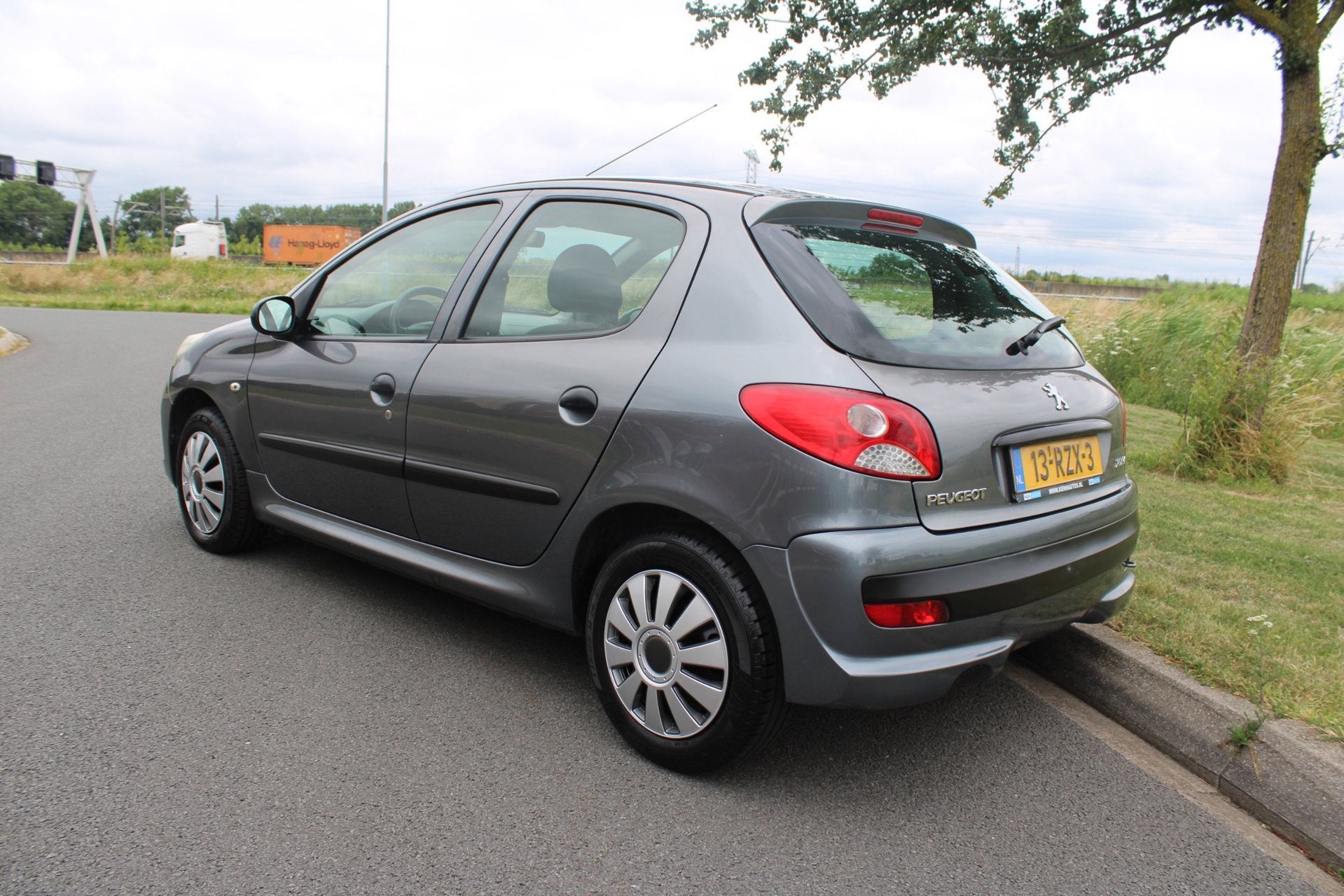 Peugeot 206 + 1.1 Accent Airco APK 06-01-2027, Voorwielaandrijving, Stof, Gebruikt, 4 cilinders
