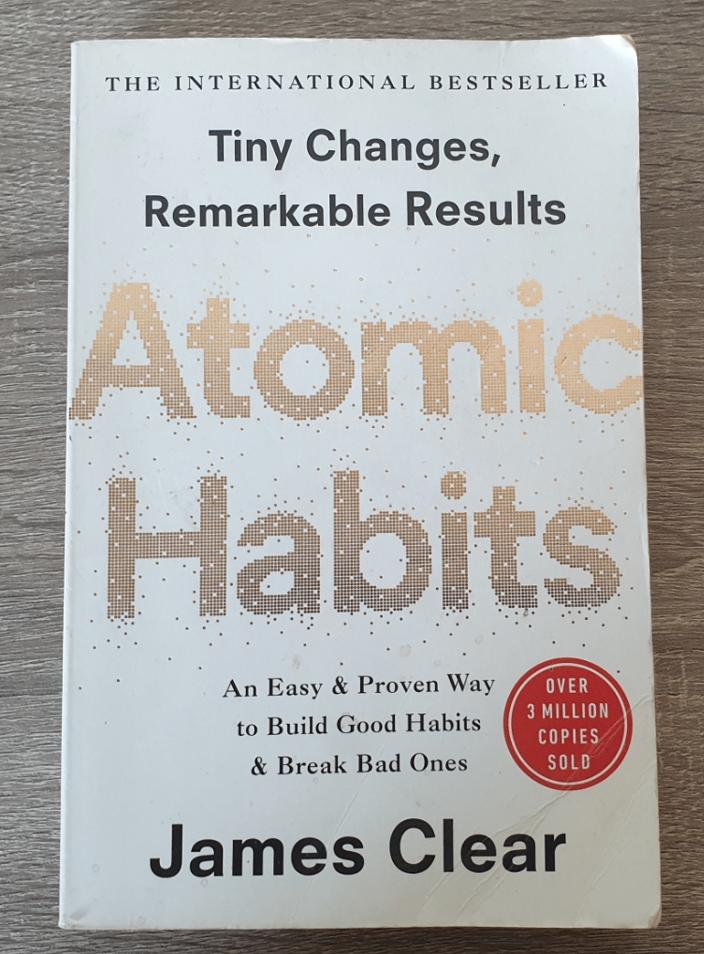 Atomic Habits, Boeken, Advies, Hulp en Training, Ophalen of Verzenden, Gelezen, James Clear