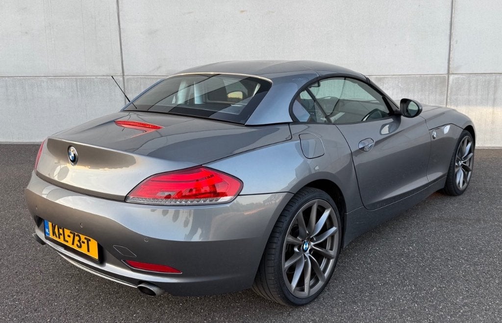Foto 8 van BMW Z4 sDrive35i 3.0 306PK getaxeerd €27.000! BMW onderhoud