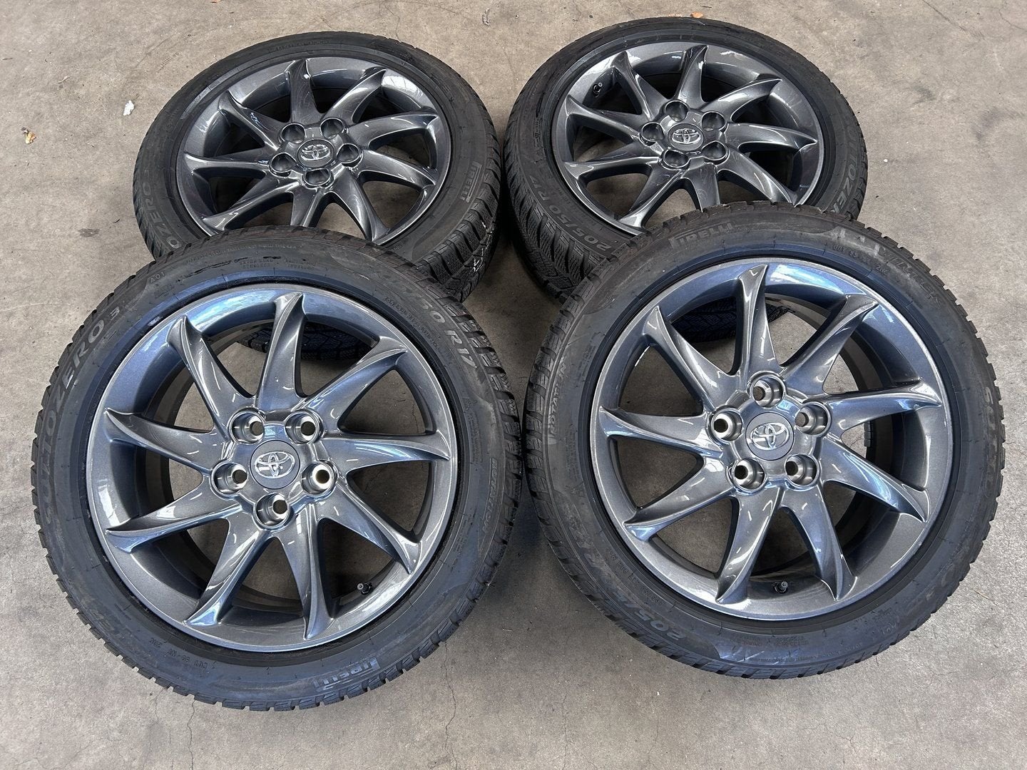 ✅ 17 inch velgen + ❄️ ️of ☀️ banden Toyota Auris Corolla