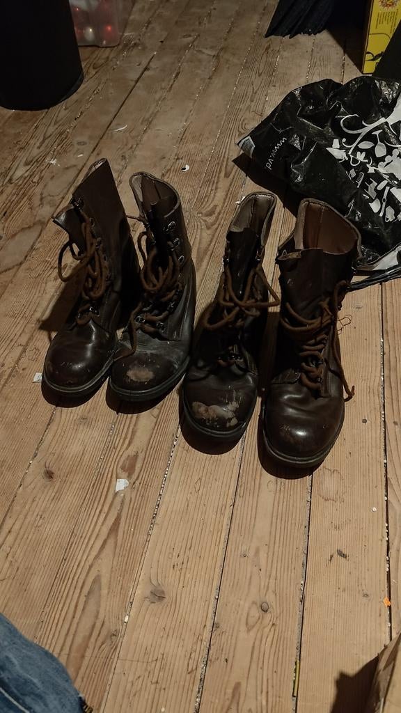 originele NL Leger kisten maat 42, 2 paar bruin. Jaren 80, Ophalen of Verzenden, Tweedehands, Laarzen