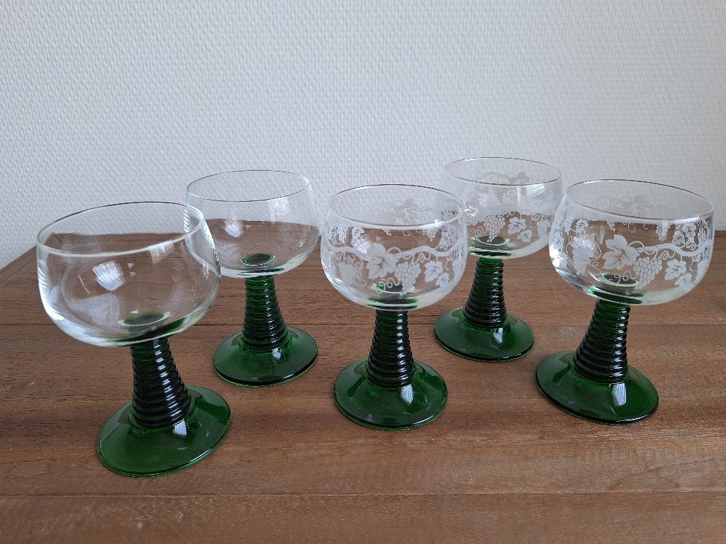 Kleine Roemer glaasjes., Verzamelen, Ophalen, Zo goed als nieuw, Borrel- of Shotglas