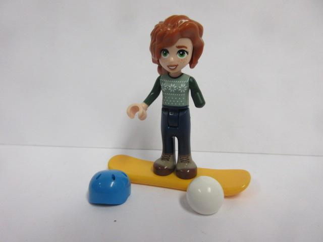 Friends, Autumn with Snowboard, Helmet, and Snowball., Ophalen of Verzenden, Zo goed als nieuw, Complete set, Lego
