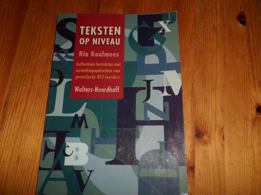 Ria koolmees - teksten op niveau, Ophalen of Verzenden, Beta, Zo goed als nieuw, MBO