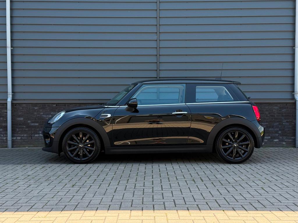 MINI 1.5 Cooper Salt 136pk Cruise Navi Climate 17" Union Jac, Voorwielaandrijving, 4 stoelen, Origineel Nederlands, Bedrijf