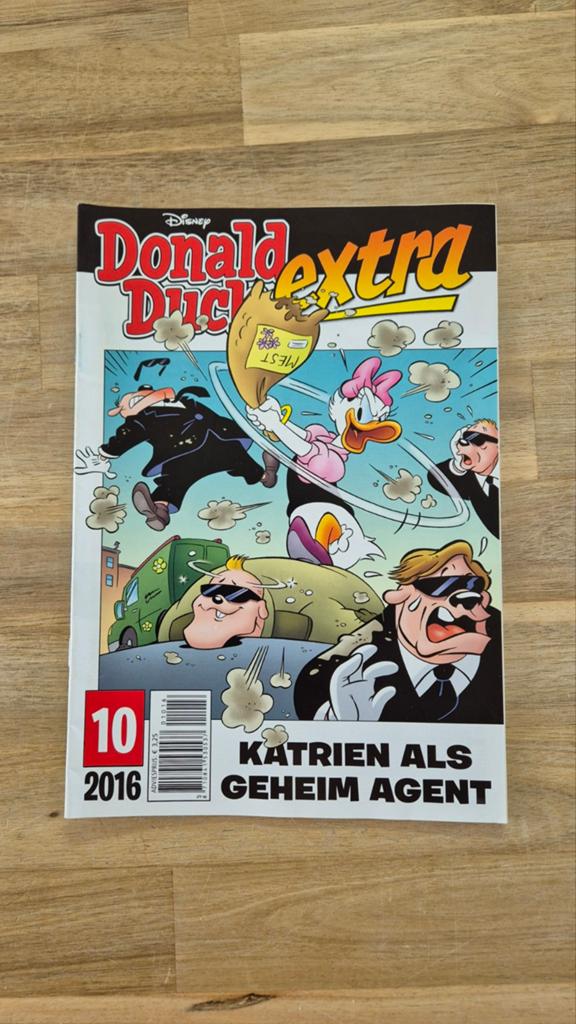Donald Duck Extra 10 - Katrien als geheim agent (2016), Boeken, Stripboeken, Ophalen of Verzenden