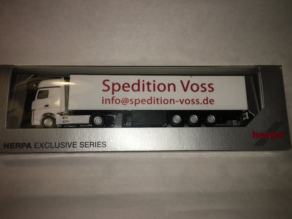 Mercedes Actros Spedition Voss - Herpa Exclusive Series  HO, Ophalen of Verzenden, Nieuw, Bus of Vrachtwagen, Herpa