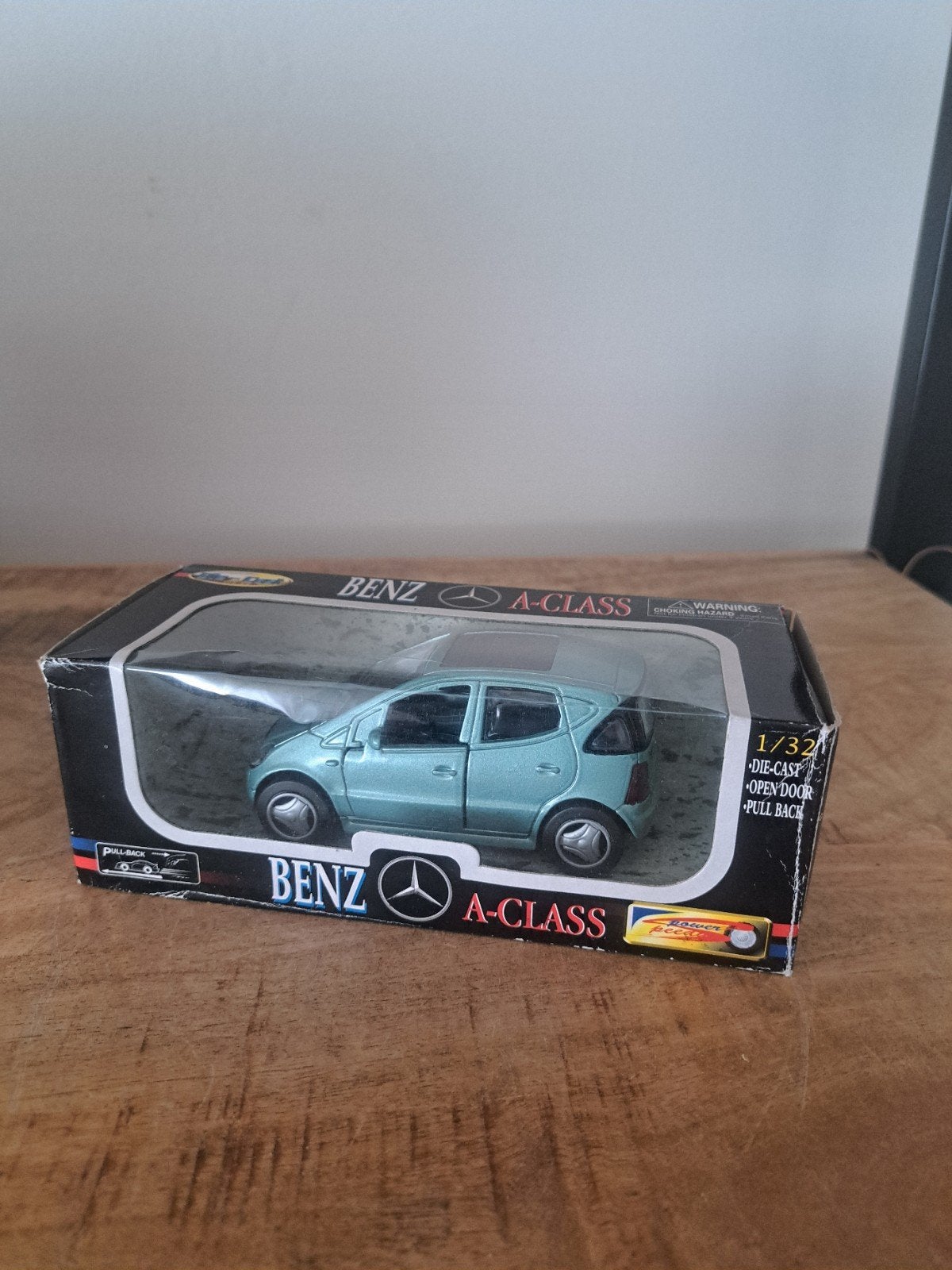 Die cast model mercedes benz a klasse, Hobby en Vrije tijd, Modelauto's | 1:32, Overige merken, Gebruikt, Auto, Ophalen of Verzenden