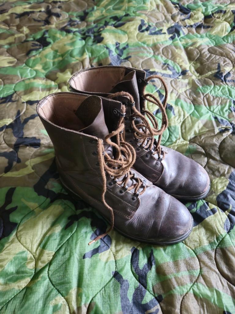 Leger kisten, Ophalen of Verzenden, Landmacht, Nederland, Kleding of Schoenen