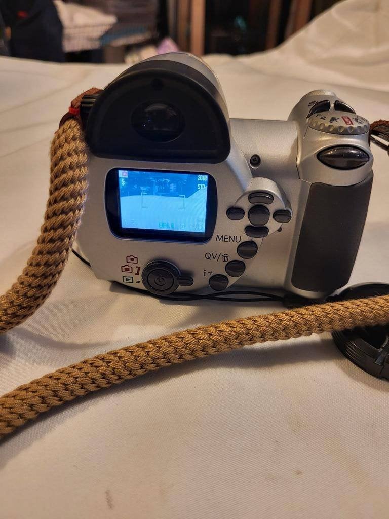 Konica Minolta DiMAGE Z10 - 3.2 Megapixel Bridgecamera, Ingebouwde flitser, Gebruikt, Konica, Onbekend
