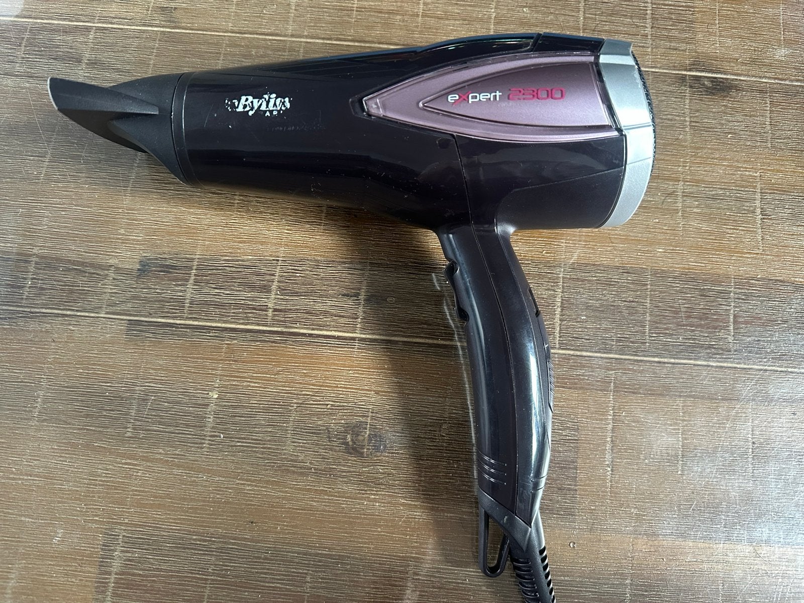 Babyliss Expert 2300 Föhn - Werkt goed, mist 1 opzetstuk, Ophalen of Verzenden, Gebruikt, Haarverzorging